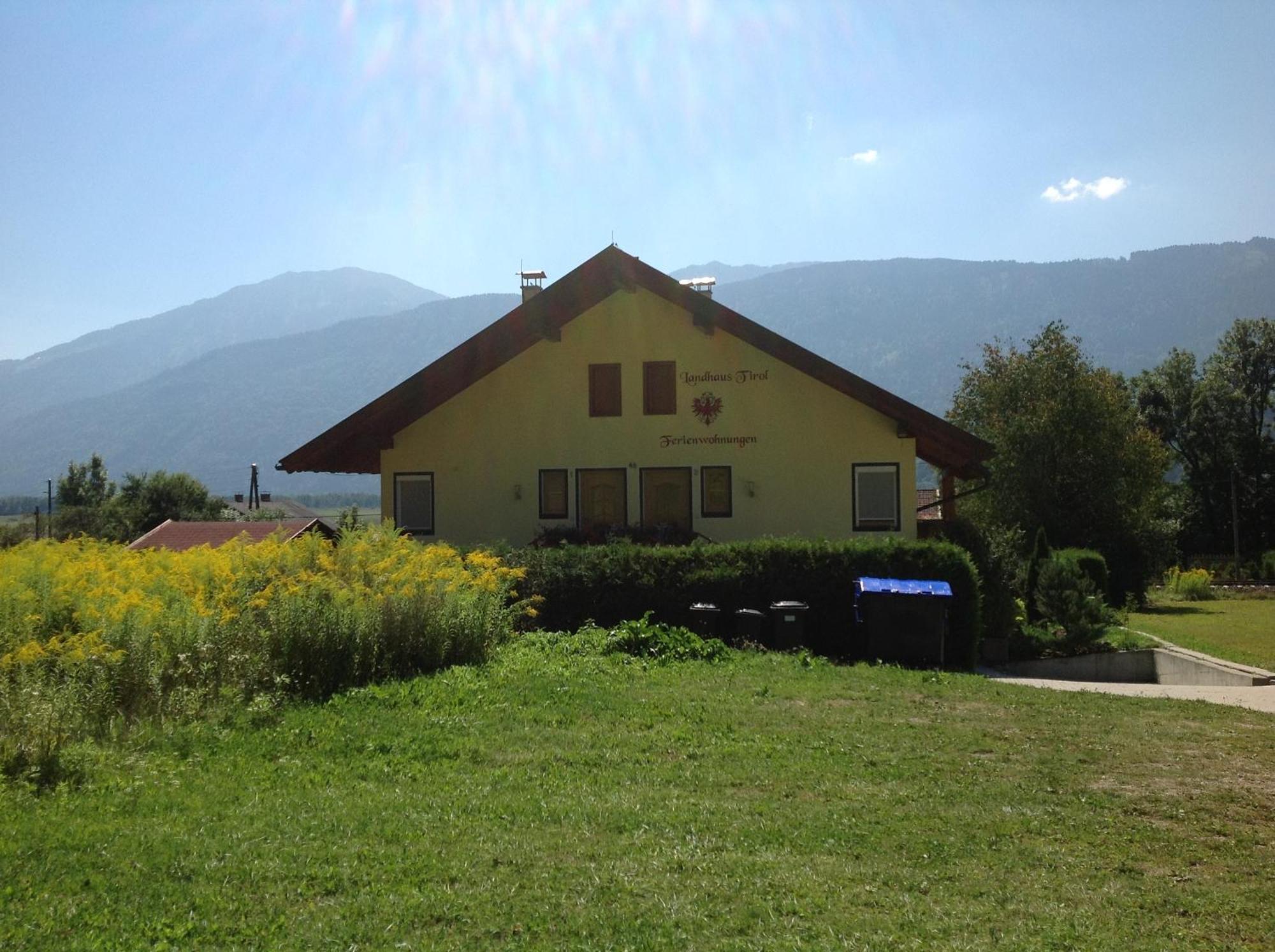 Landhaus Tirol Hotel Presseggersee Exterior photo